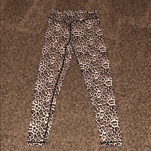 Leopard Brilliant Scrunchy What Hi-RIse 7/8 24"
